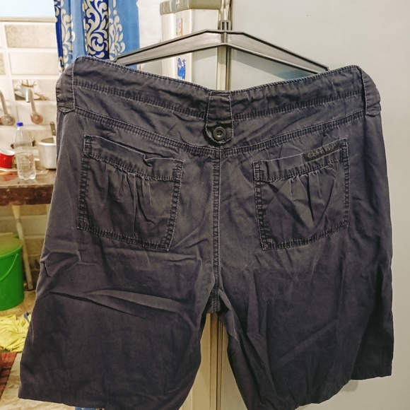 Calvin Klein - Picture 4 of 12